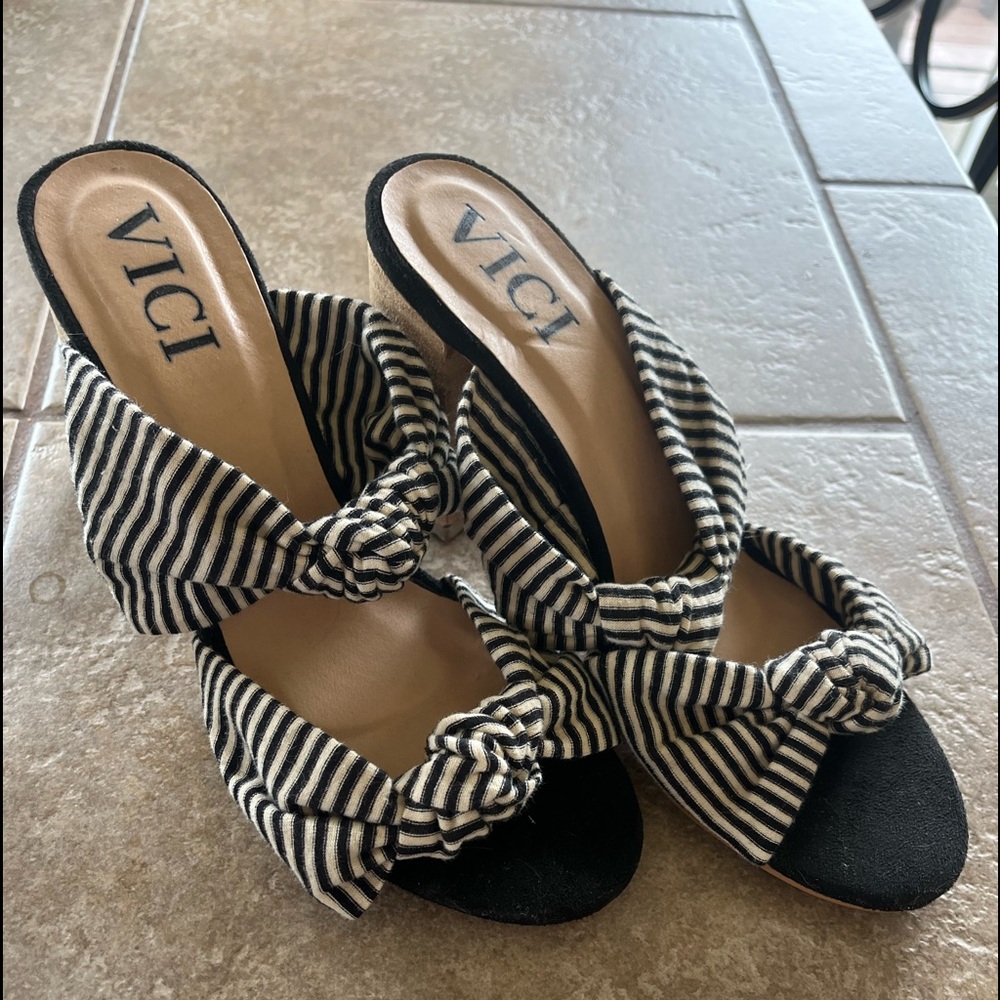 Davey Knotted Heel Sandal